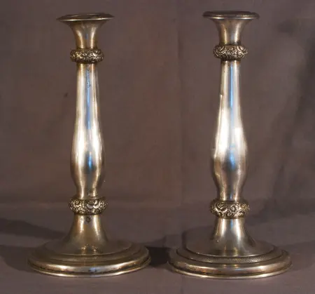 PARA ŚWIECZNIKÓW WIEDEŃSKICH