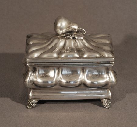 CUKIERNICA Z GRUSZKĄ 