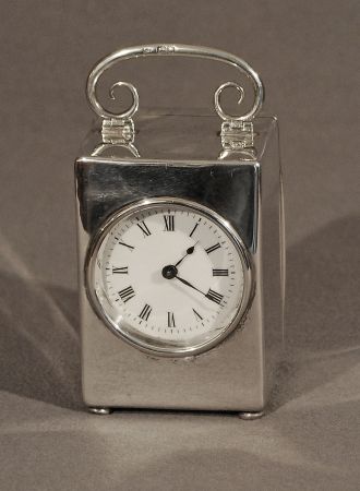 MINIATUROWY ZEGAR PODRÓŻNY, ok. 1903