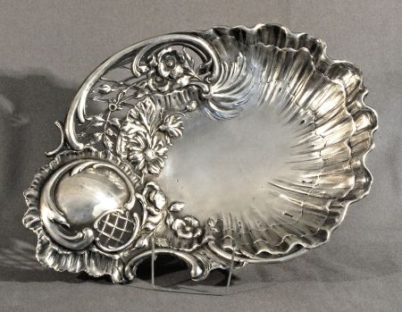 SREBRNA PATERA NEOROKOKOWA