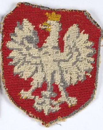 Naszywka patriotyczna z orłem wg wzoru 27