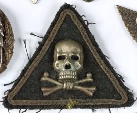 Naszywka / Oznaka honorowa na rękaw 1 Pułku Artylerii Motorowej