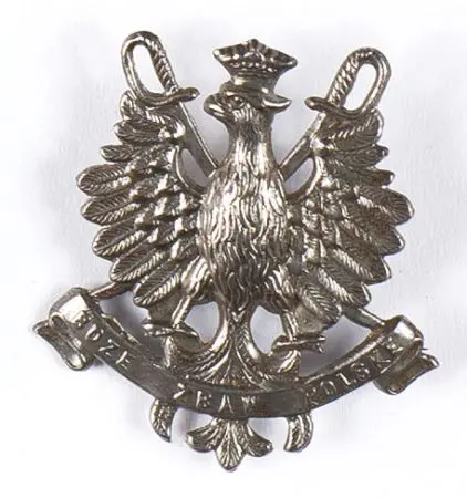 Orzełek patriotyczny z szablami i napisem na wstędze: Boże zbaw Polskę