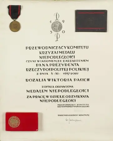 Zestaw: Akt nadania Medalu Niepodległości w oryginalnej tubie