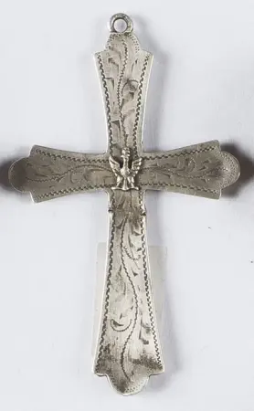 Biżuteria patriotyczna - krzyżyk z nałożonym orłem polskim
