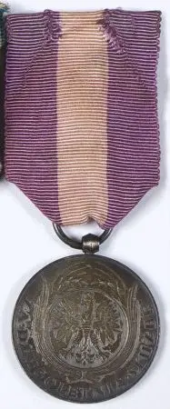 Medal Za długoletnią służbę XX lat (srebrny)