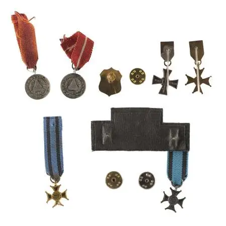 Zestaw 7 sztuk miniatur odznaczeń
