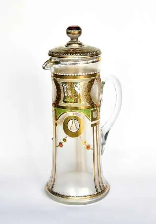 Szklany dzban z pokrywą, ok. 1910