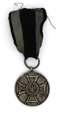 Medal Zasłużonym na Polu Chwały- wersja bez sztandarów