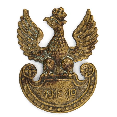 Orzeł wzór 17 z datą 1918/19 na tarczy amazonek