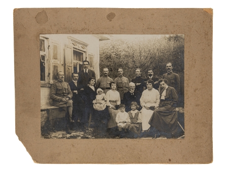 Fotografia grupowa. Na zdjęciu żołnierze I Korpusu Polskiego w Rosji, 1918