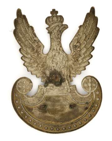 Orzeł wz. 19 z literą R na tarczy amazonek - Związek Rezerwistów