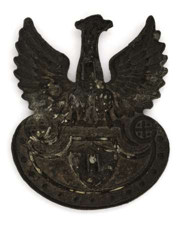 Orzeł wz. 17 z usuniętą koroną