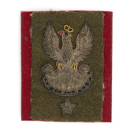 Orzeł haftowany bajorkiem