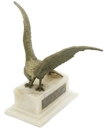 Statuetka Orzeł z rozpostartymi skrzydłami