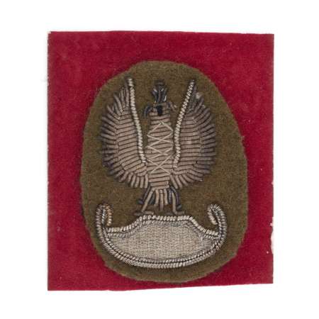 Orzeł haftowany bajorkiem