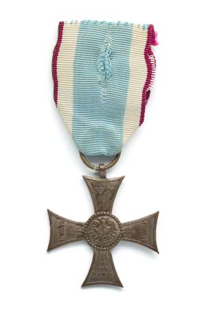 Krzyż na Śląskiej Wstędze Waleczności i Zasługi - wersja z odmiennym łącznikiem - krótszym i 