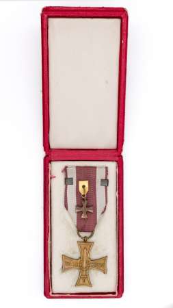 Krzyż Walecznych 1944 z okuciem