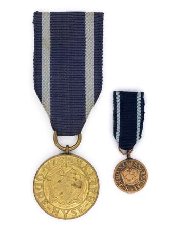 Medal za Odrę, Nysę, Bałtyk z miniaturą