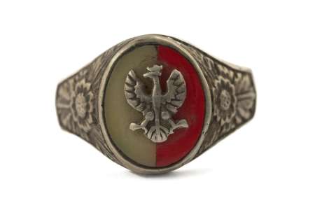 Sygnet patriotyczny z orłem na biało czerwonym polu