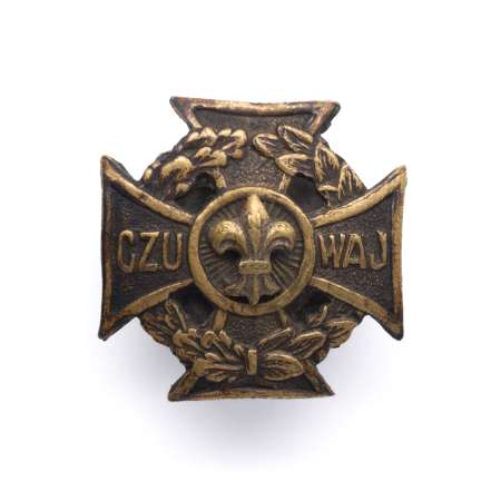 Krzyż harcerski wydany w roku 1945