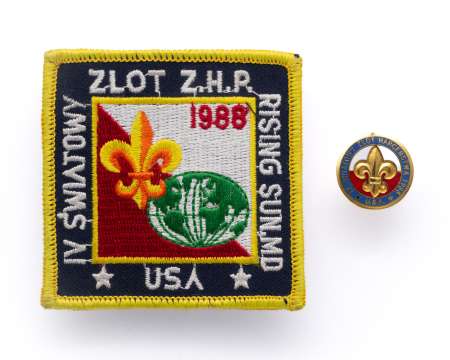 Zestaw pamiątek IV Światowego zlotu ZHP Rising Sun 1988