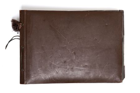 Album Szkoły Podchorążych Sanitarnych (SPS) zawierający 585 fotografii z lat 1929-35 zebranych przez kapitana Jana Cyryla Mockałło