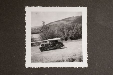 Album Szkoły Podchorążych Sanitarnych (SPS) zawierający 585 fotografii z lat 1929-35 zebranych przez kapitana Jana Cyryla Mockałło