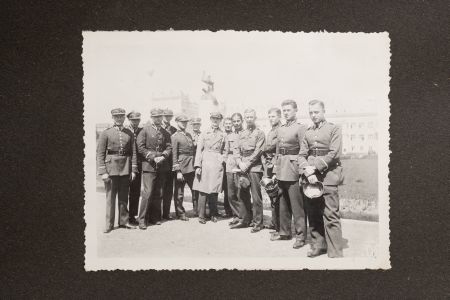 Album Szkoły Podchorążych Sanitarnych (SPS) zawierający 585 fotografii z lat 1929-35 zebranych przez kapitana Jana Cyryla Mockałło