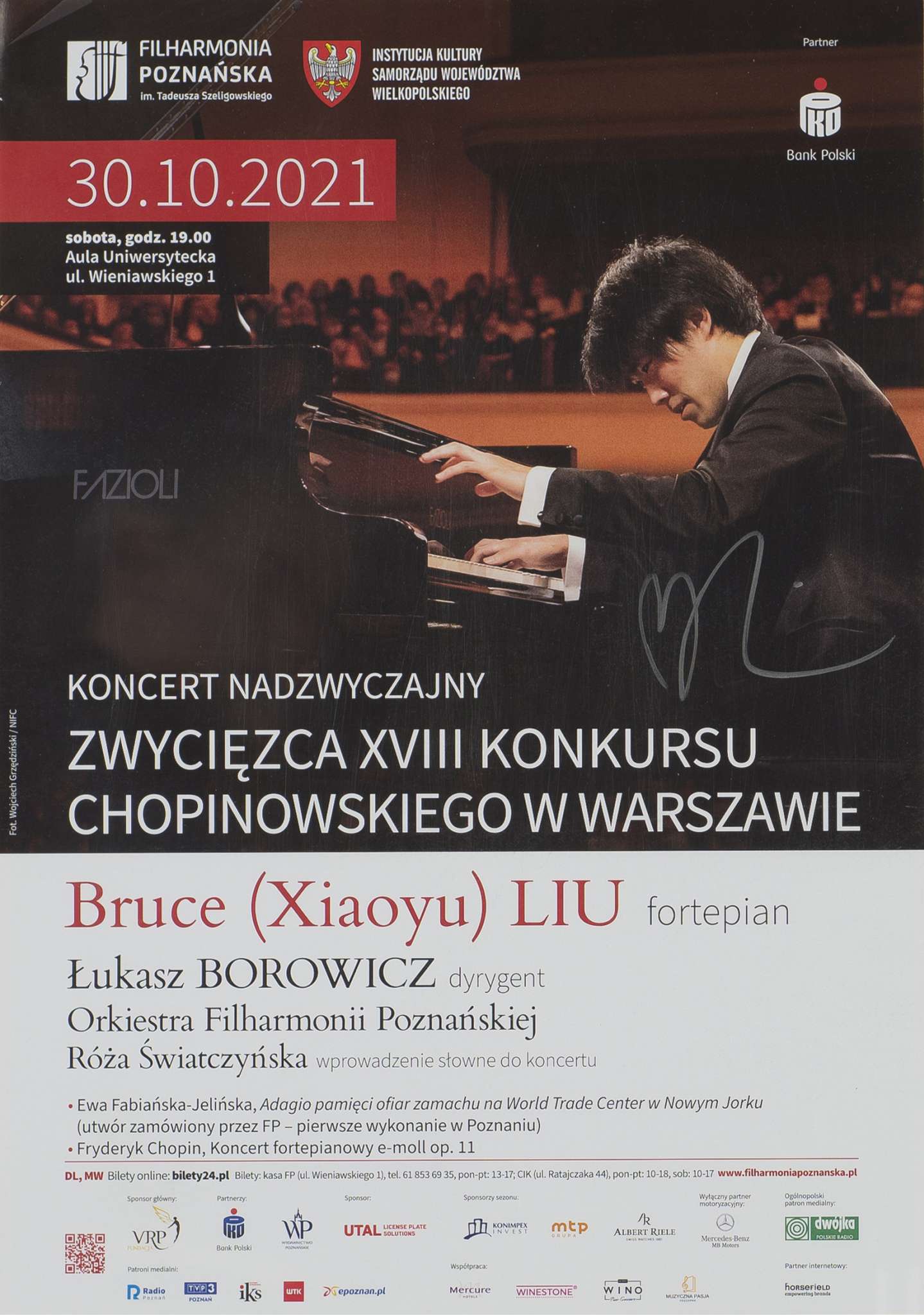 Plakat Zwycięzca XVIII Konkursu Chopinowskiego w Warszawie sygnowany przez Bruce Liu.