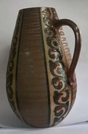 Ceramiczny dzban