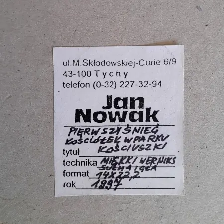 Pierwszy śnieg. Kościółek w Parku Kościuszki