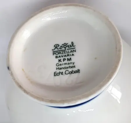 Wazon porcelanowy z uchwytem