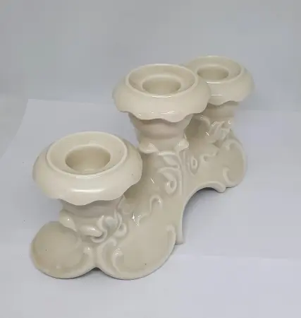 Świecznik porcelanowy 3-płomienny 