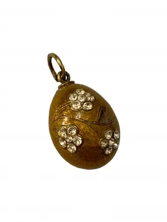 Zawieszenia w kształcie jajka w typie Fabergé