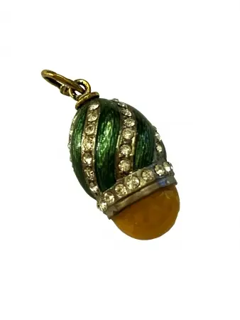 Zawieszenia w kształcie jajka w typie Fabergé