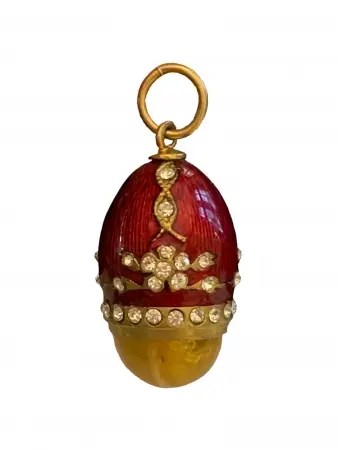 Zawieszenia w kształcie jajka w typie Fabergé
