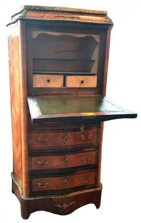 Sekretarzyk w stylu ludwikowskim