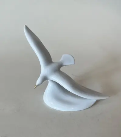 Porcelanowa mewa Hollohaza Węgry 