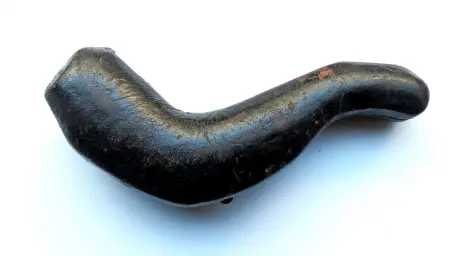 Fajka z pianki morskiej z bursztynowymi guzami, ok. 1900