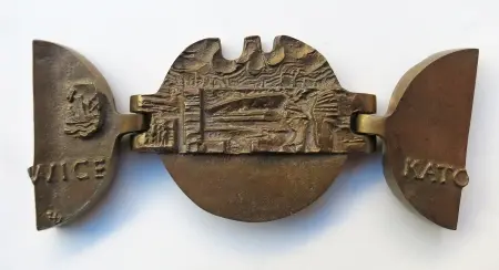 Medal pamiątkowy Prezydenta Miasta Katowic dla prof. Andrzeja Brożka