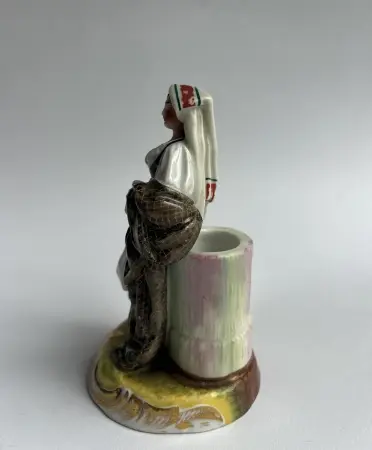 Figurka porcelanowa