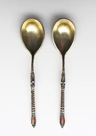 Dwie srebrne łyżeczki z emalią, S. Kazakow, Moskwa, 1880-1890
