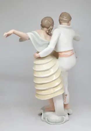Figurka porcelanowa 'Tańcząca para' sygn. Hutschenreuther