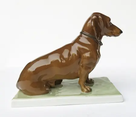 Figurka Jamnik. Dachshund, Oscar Pflug, Fraureuth, ok. 1920