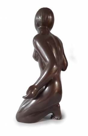 Figura ceramiczna Kobieta z różą, Zakłady Ceramiki Artystycznej Znojmo