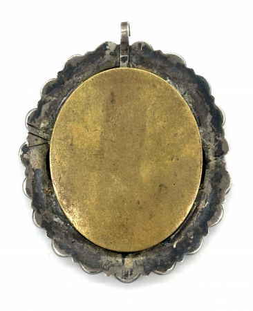 Medalion z wizerunkiem Matki Boskiej Częstochowskiej