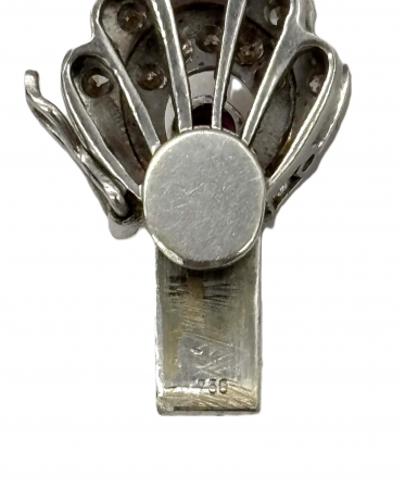 Naszyjnik z różowych korali na podwójnym sznurku