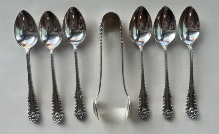 Zestaw łyżeczki i szczypce do cukru 