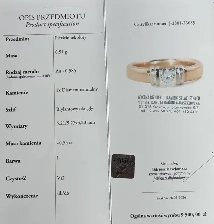 Pierścionek z diamentem